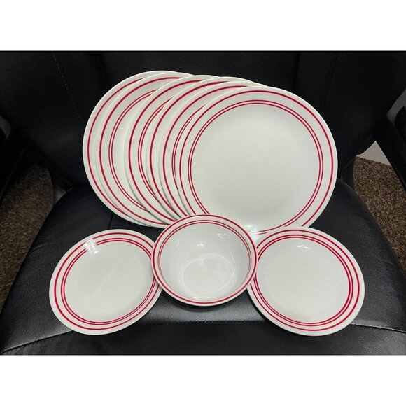 Corelle Classic Cafe Red Stripe Dishes (6) dinner plates (2) small plates + bowl